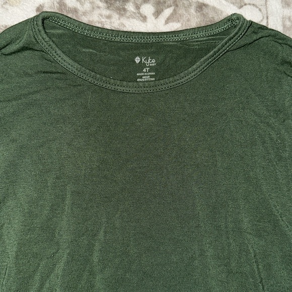 Kyte hunter green 4T two piece❄️reduced❄️ - Picture 2 of 3